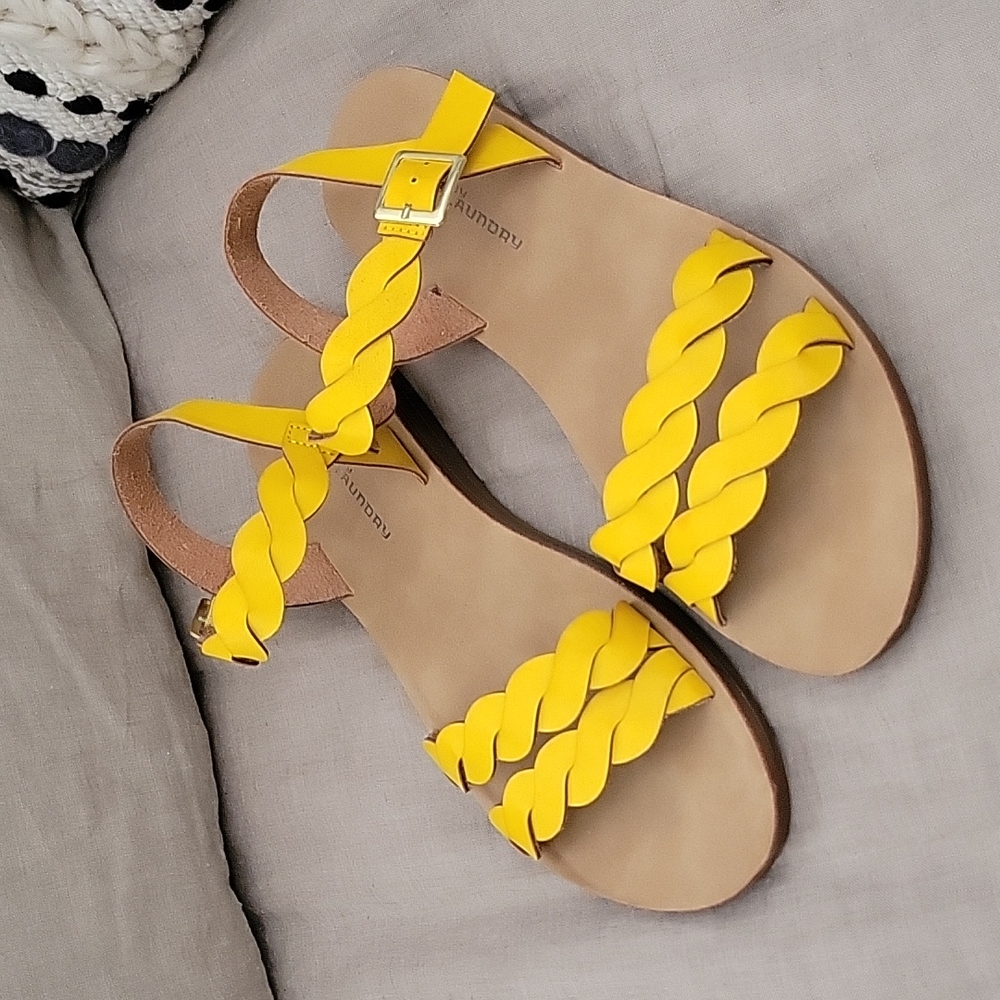 CL by Laundry yellow braided sling back flat sandal 40 (9.5). Lightweight